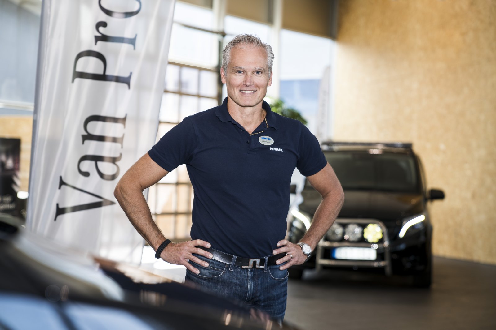 – Men vi vill ju att bilen ska vara ett perfekt verktyg för kunden, säger Stefan Åström, försäljningschef